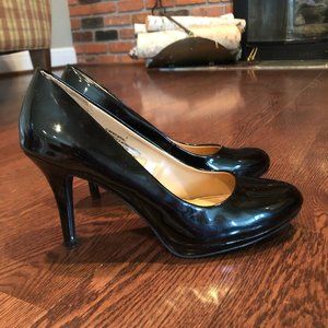 Merona Black Pumps Size 8